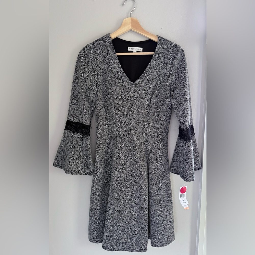 NWT Robbie Bee Gray Bell Sleeve Dress with Black Lace Trim